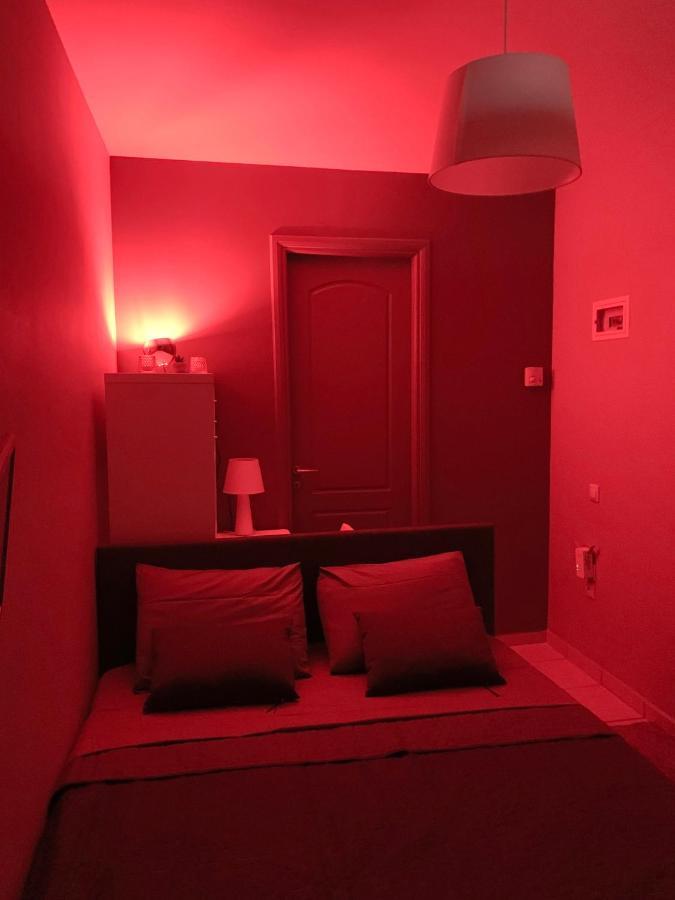 Confidential Apartment, Prime Location Афины Экстерьер фото